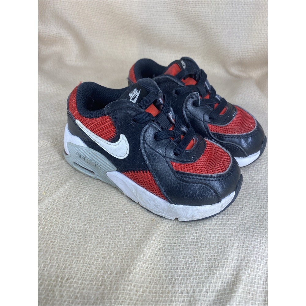 Nike Air Max Excee TD Black Red White 2021 Size 6C CD6893-600 Good Condition